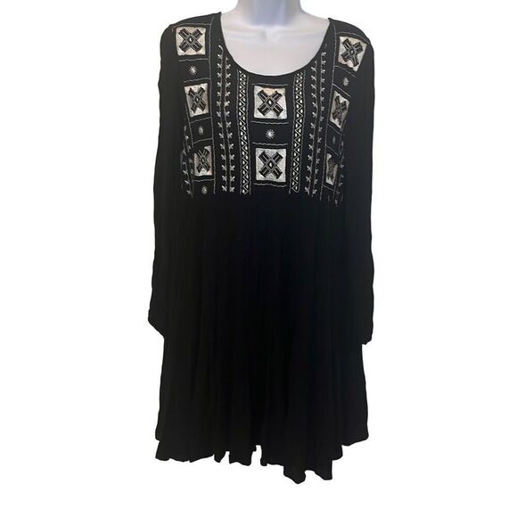 Staring at Stars Black White Embroidered Babydoll Dress Medium Boho Whimsygoth - Picture 1 of 7